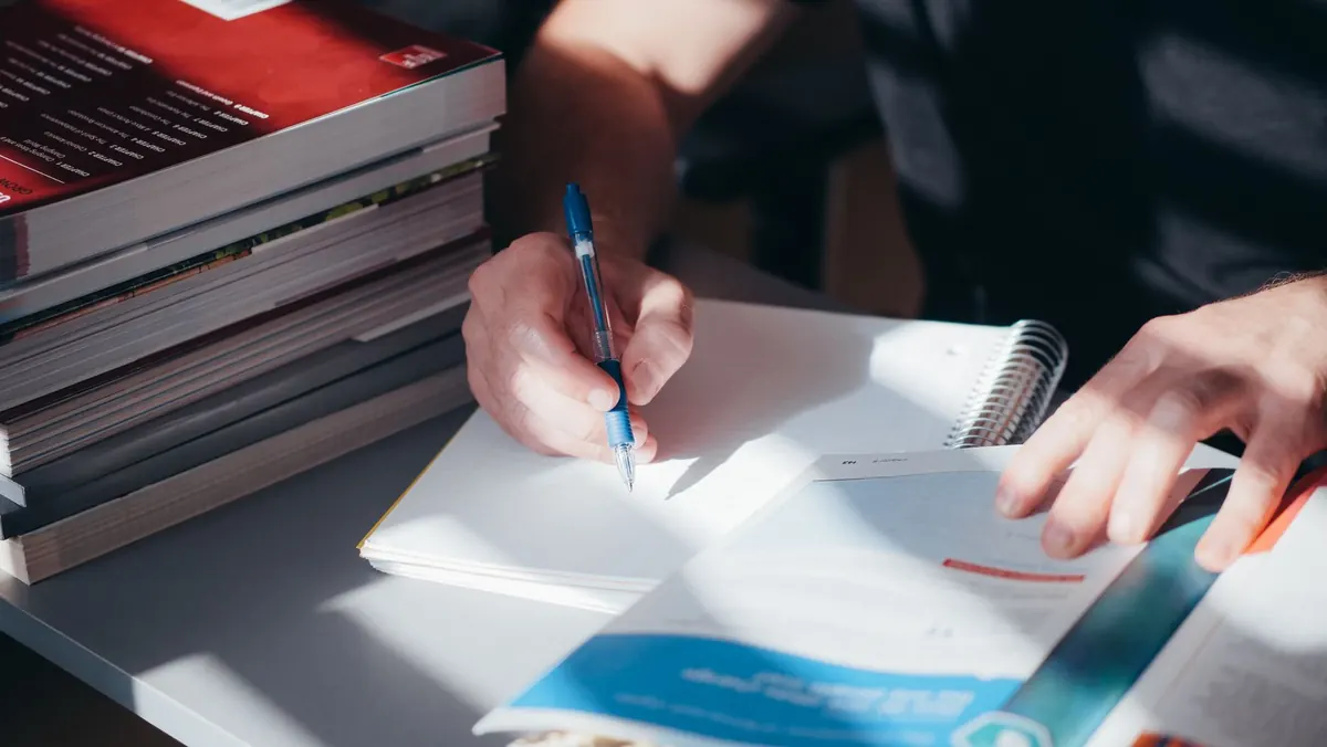 How to Keep a Commonplace Book: A Beginner's Guide to Collecting Quotes